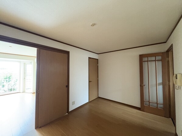 クレストヨコセキの物件内観写真